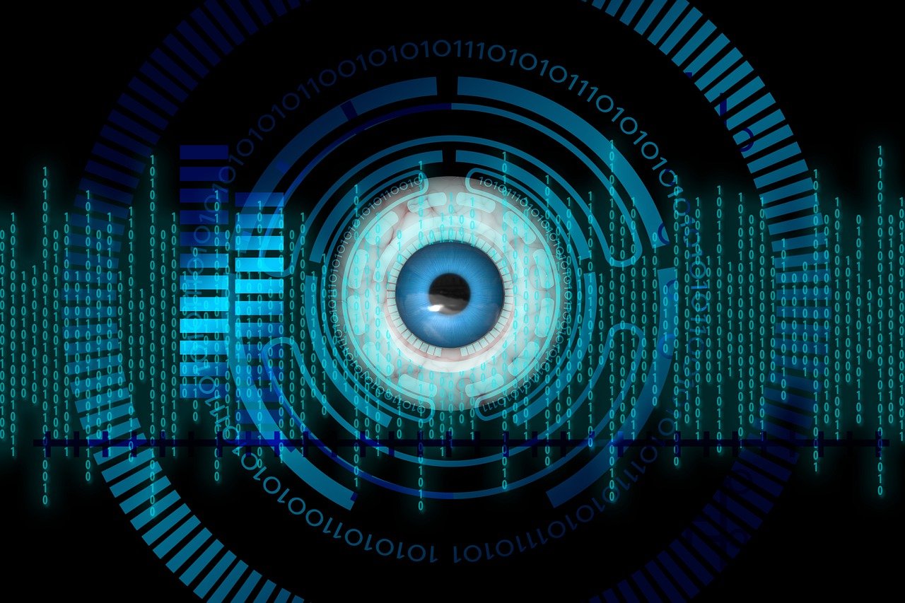 Ein großes Auge und binäre Zahlencodes symbolisieren Künstliche Intelligenz